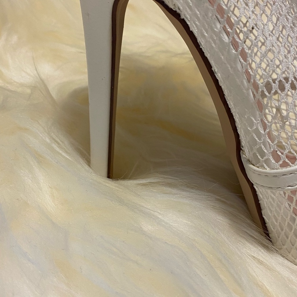 Shoe Dazzle White Mesh Sandals with Stiletto Heel - Picture 3 of 7